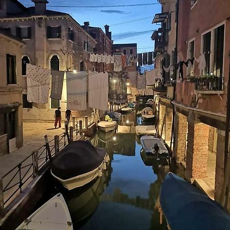 The Other Serenissima Apartment เวนิส ภายนอก รูปภาพ