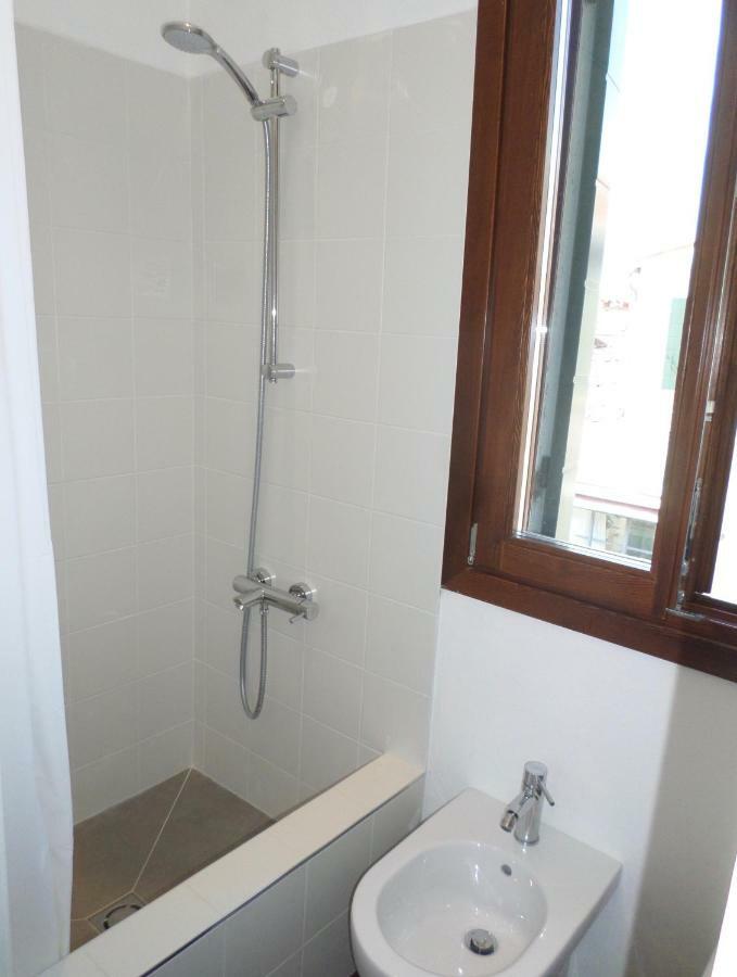 The Other Serenissima Apartment เวนิส ภายนอก รูปภาพ