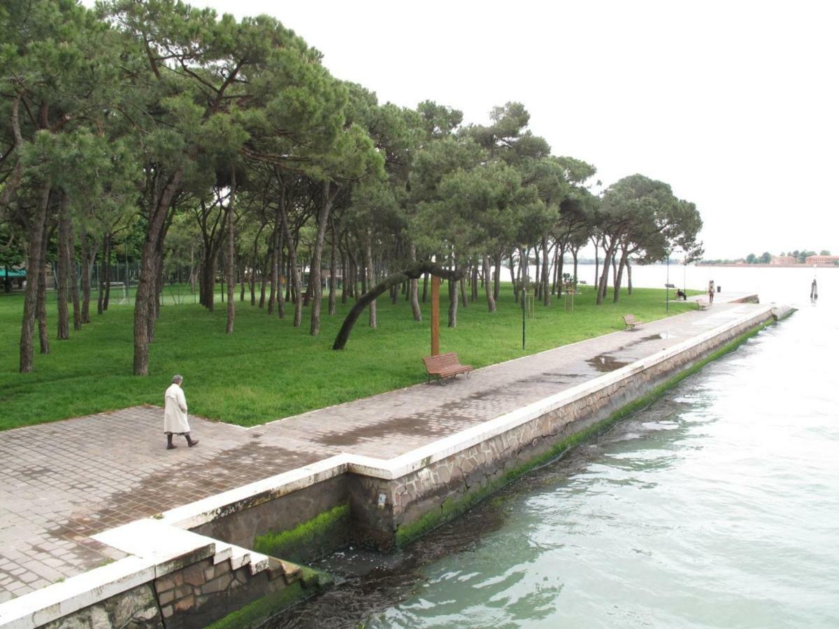The Other Serenissima Apartment เวนิส ภายนอก รูปภาพ