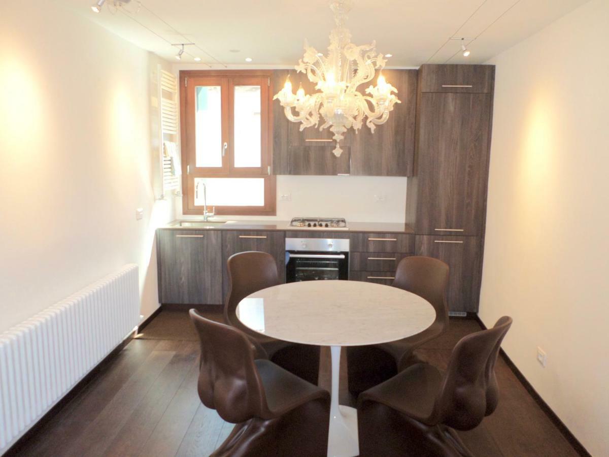 The Other Serenissima Apartment เวนิส ภายนอก รูปภาพ